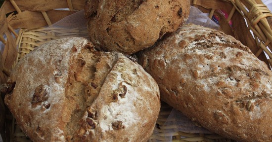 Il pane di segale può essere realizzato anche con farina integrale.