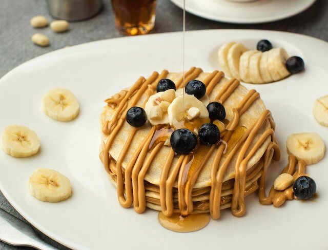 Pancake burro di arachidi e banana