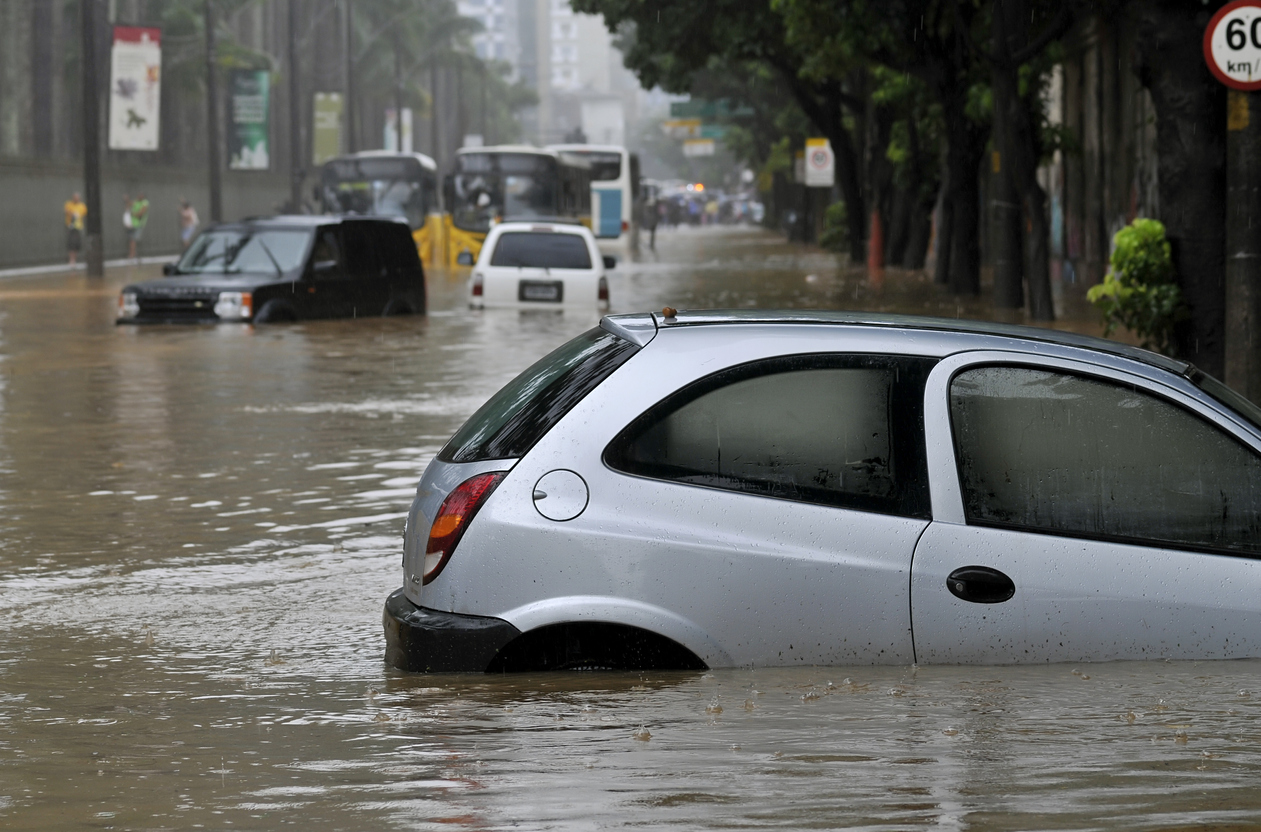 auto, alluvione